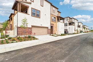 1555 Stratus Dr, Pomona, CA 91768