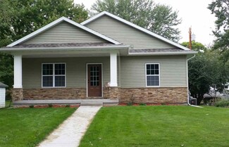 605 Spruce St, Sauk City, WI 53583