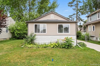 2983 Kenmore Rd, Berkley, MI 48072