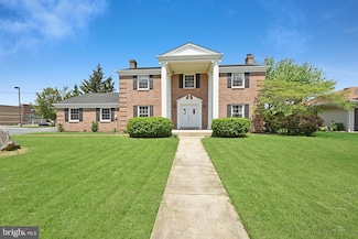 1003 E Cherry St, Palmyra, PA 17078