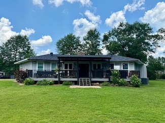 165 Winder Dr, Columbus, MS 39702