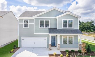 100 Enfield Dr, Carthage, NC 28327