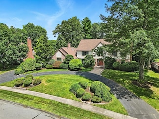 111 Ashford Rd, Longmeadow, MA 01106