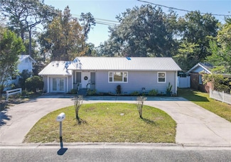 2207 Laurel St, Palatka, FL 32177