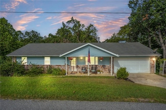 9117 Grimes Dr, Rogers, AR 72756