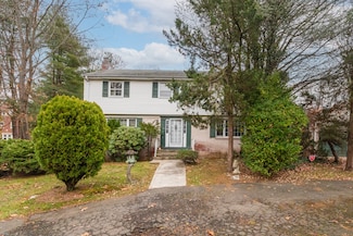 855 Prospect St, Hamden, CT 06517