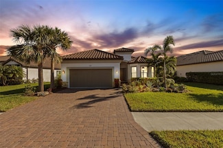 5397 Bartolomeo St, Sarasota, FL 34238