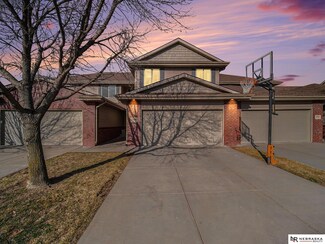 7939 Palmilla Ln, Lincoln, NE 68516