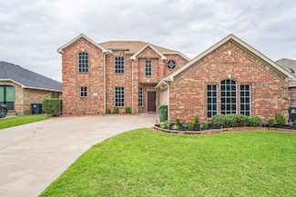 611 Bristlecone Dr, Arlington, TX 76018
