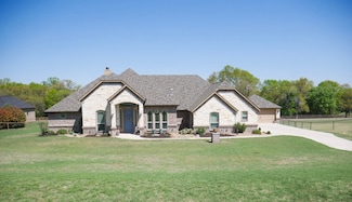 124 Big Oak Ln, Weatherford, TX 76085