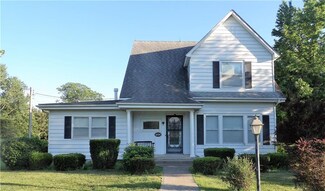 1006 E 4th Ave, Garnett, KS 66032