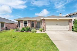 229 Hilltop Dr, Justin, TX 76247