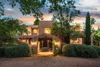 1623 Francisca Rd NW, Los Ranchos, NM 87107