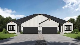 1204 SE Windbreak Dr, Lee's Summit, MO 64081