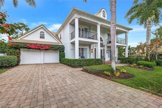 1427 Hemingway Place, Naples, FL 34103