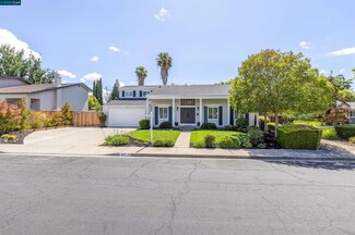 633 Sitka Dr, Walnut Creek, CA 94598