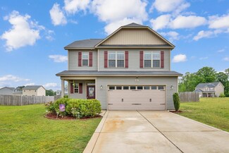 40 Farrow Ct, Linden, NC 28356