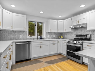 168 Maple St, West Roxbury, MA 02132