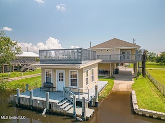5076 Utah St, Bay Saint Louis, MS 39520