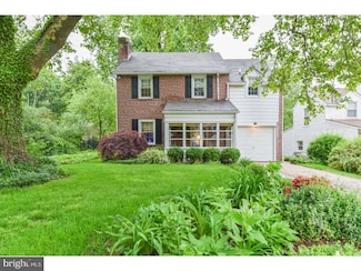 49 W Salisbury Dr, Wilmington, DE 19809