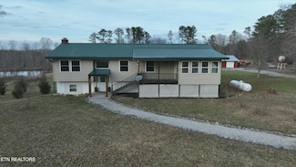 711 Lick Point Rd, Sequatchie, TN 37374