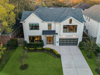 4618 Devon St, Houston, TX 77027