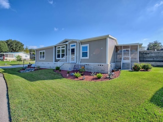 729 Bishop Dr, Lady Lake, FL 32159