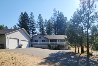 1115 W Old Kettle Rd, Kettle Falls, WA 99141