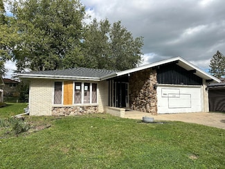 4228 Applewood Ln, Matteson, IL 60443