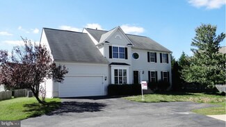 11 Cloverleaf Ct, Fredericksburg, VA 22406