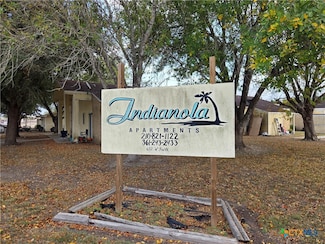 657 W 4th St, Yorktown, TX 78164