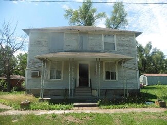 104 W Old Main St, Milton, IA 52570