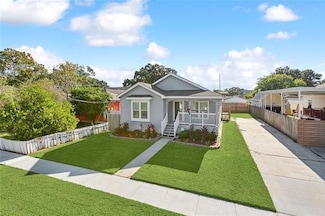 15 E Chalmette Cir, Chalmette, LA 70043