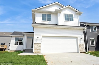 2913 Yordi Dr, Norwalk, IA 50211