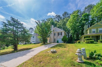 744 Brittany Ct, Stone Mountain, GA 30083