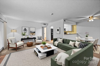1832 J Julian Ln Unit D, Charlotte, NC 28208