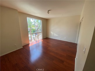 9551 Jordan Unit 210, Canoga Park, CA 91303