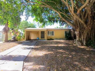 819 El Vedado, West Palm Beach, FL 33405
