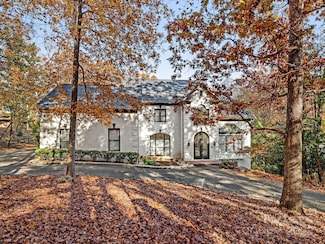 5516 Hardison Rd, Charlotte, NC 28226