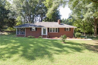 3730 Beeson Dairy Rd, Winston Salem, NC 27105