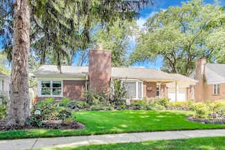 723 S Evergreen Ave, Arlington Heights, IL 60005