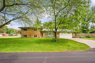 1939 Ogden Ave, Benton Harbor, MI 49022