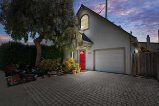 229 Center Ave, Aptos, CA 95003