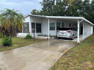 590 Sundrop Cir, Ruskin, FL 33570