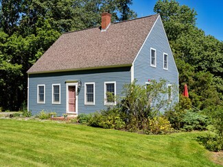 466 Bluff Rd, Northport, ME 04849