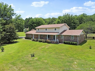 562 W Willis Rd, Tahlequah, OK 74464