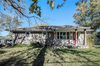 418 W Moss St, Lawson, MO 64062