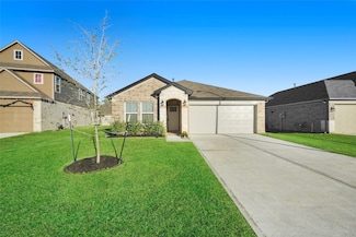 104 Shallow Creek Dr, Prairie View, TX 77484