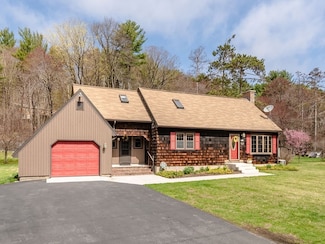 122 Metacomet St, Belchertown, MA 01007