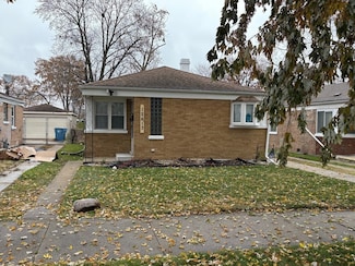 12613 S Bishop St, Calumet Park, IL 60827